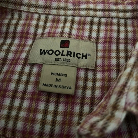 Woolrich button up shirt, size Medium - Picture 5 of 7